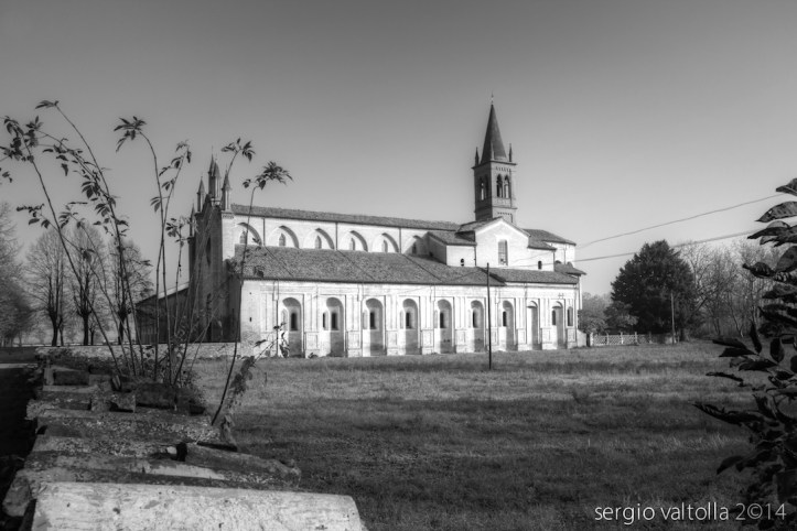 2014-11-19- cortemaggiore1-LR -7409_tonemapped B&W