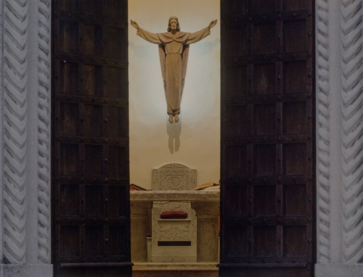 calendario 2015, parrocchia Santa Teresa ....cadeo, scan dal calendario. Foto originale di G.F. Negri