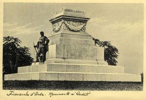 FIORENZUOLA PIAZZA CADUTI 4d8721736f745d388d69d112de08bc_6b11fecd2db4ded429c8478d4539c877